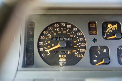 2万6450英ポンド（邦貨換算約510万円）で落札されたルノー「5GTターボ」（C）Bonhams